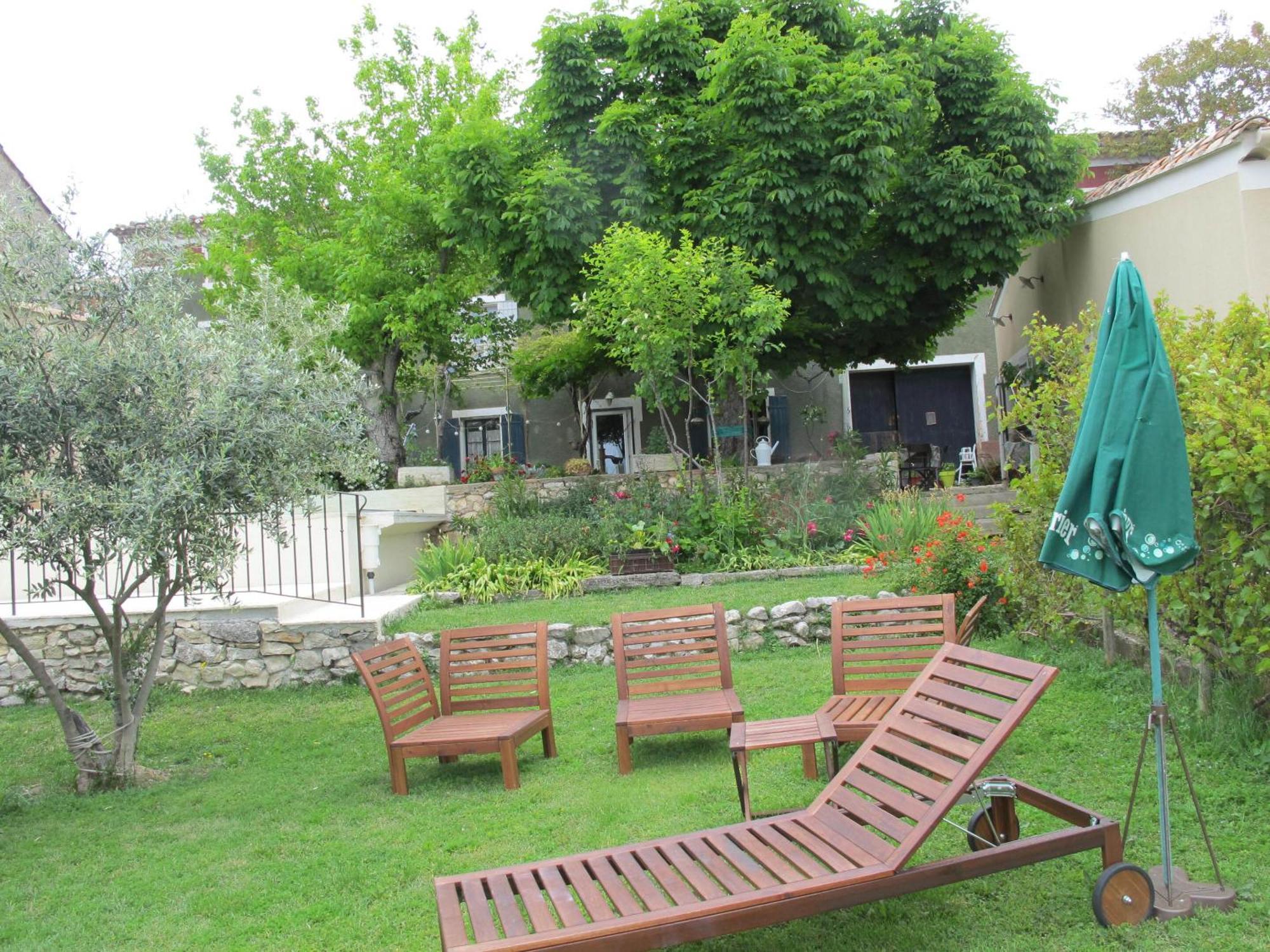 Bed and Breakfast Lou Cardalines Bédoin Exterior foto